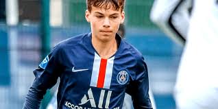 Edouard Michut, jeune milieu de terrain du PSG